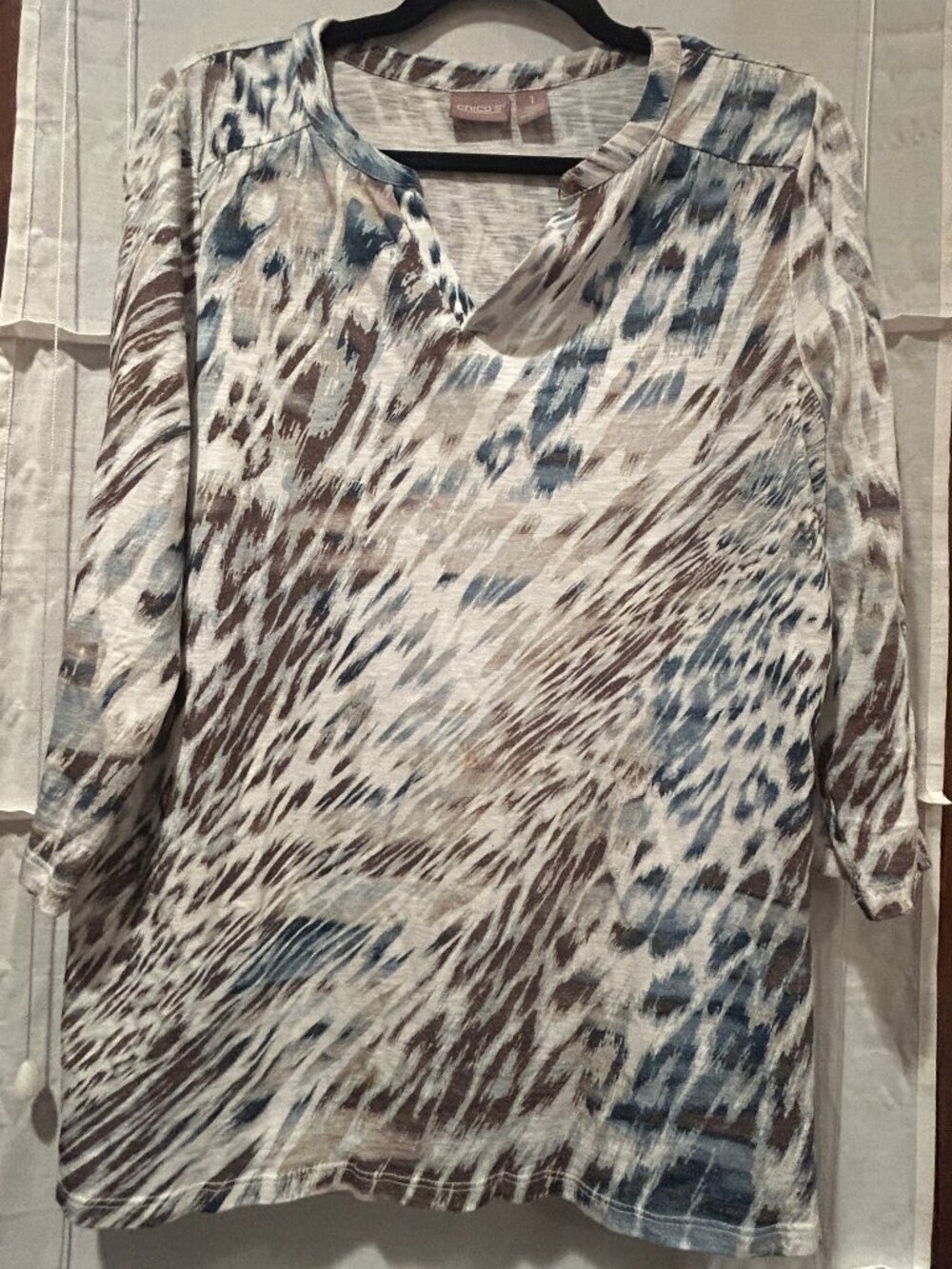 Chico's Size 1 White, Blue, and Tan Animal Print Top With 3/4 Sleeves